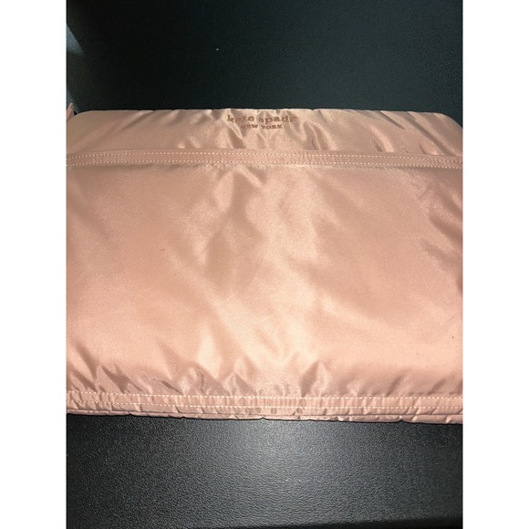 Kate Spade New York Padded Tech Tablet Laptop Sleeve Pouch - Picture 1 of 4